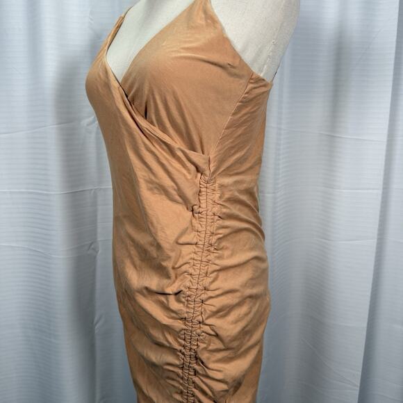 Privacy Please Lia Midi Dress Sleeveless Ruched Clay Tan Women’s Size Medium - Picture 3 of 10